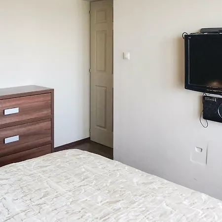 Two-bedroom In דירה