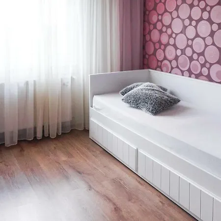 Two-bedroom In דירה